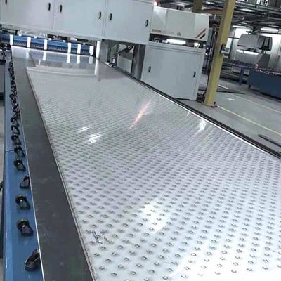 Posicionamento preciso Placa de almofada soldada a laser reduz a corrosão da solda Processo de moldagem único